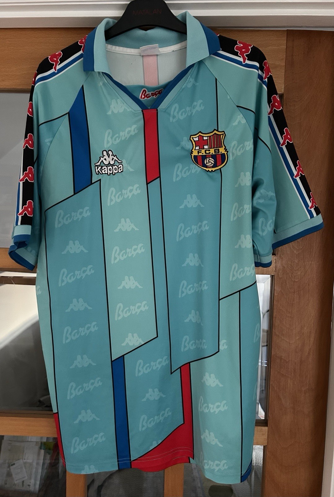 Barcelona Retro Remake Shirt 1995/97. Size XL In Very Good Condition for sale on Ebay