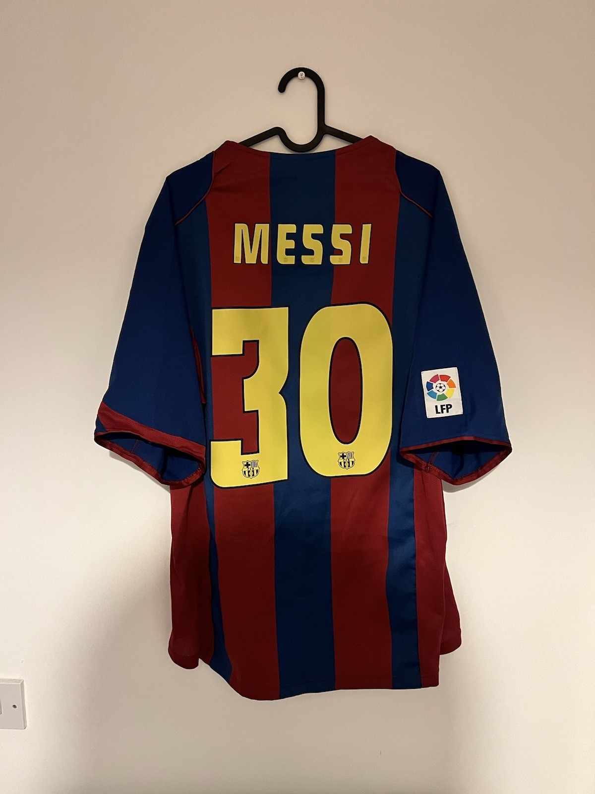 Barcelona 2004/2005 Home Football Shirt, MESSI 30, XL for sale on Ebay