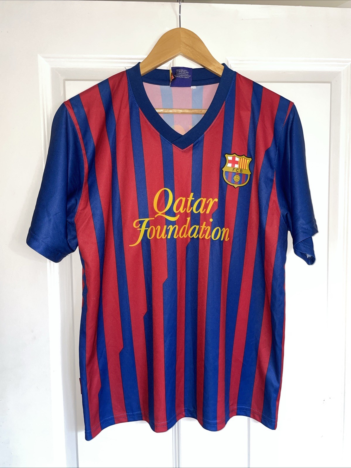 Barcelona Basic Football Shirt Jersey 2011/12 Home MESSI #10. Medium for sale on Ebay
