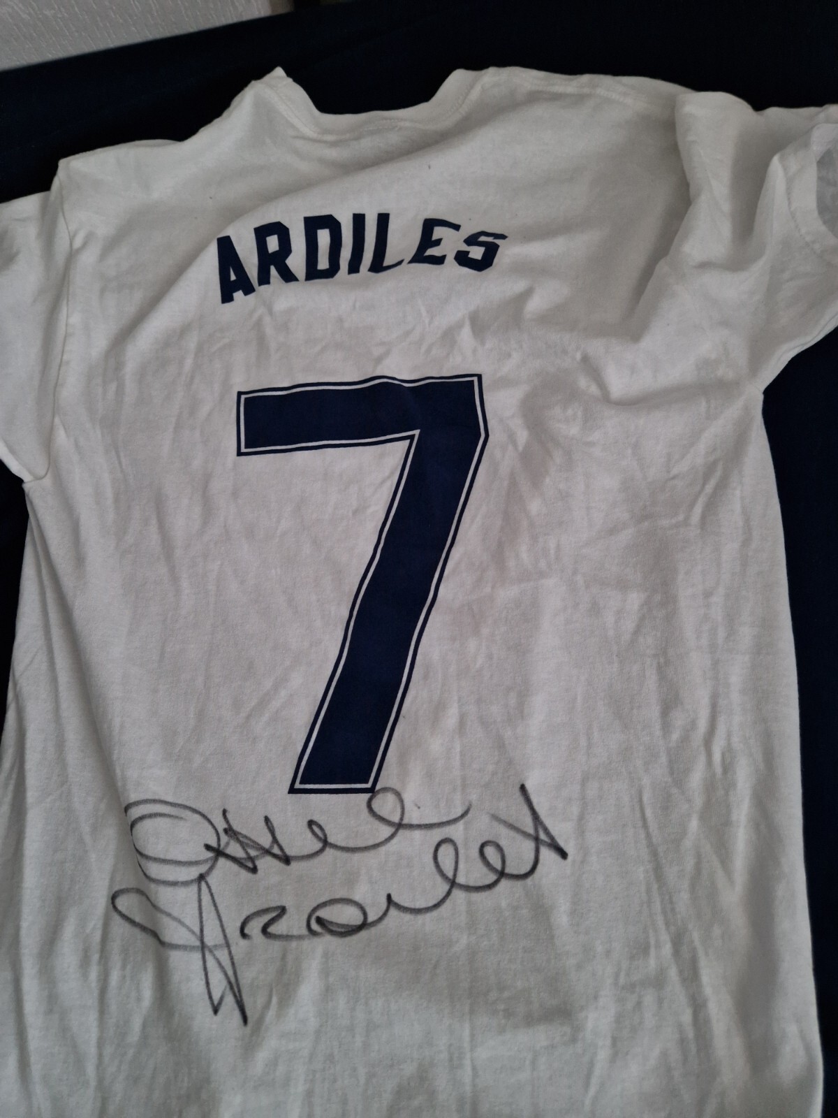 Ossie Ardiles signed t shirt for sale on Ebay