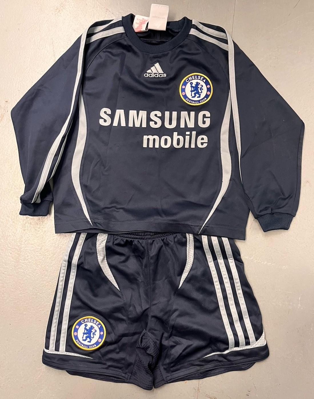 Chelsea FC 04/06 Jersey Shirt & Shorts Youth Full Kit Marine Silver 5/6 Year Old for sale on Ebay