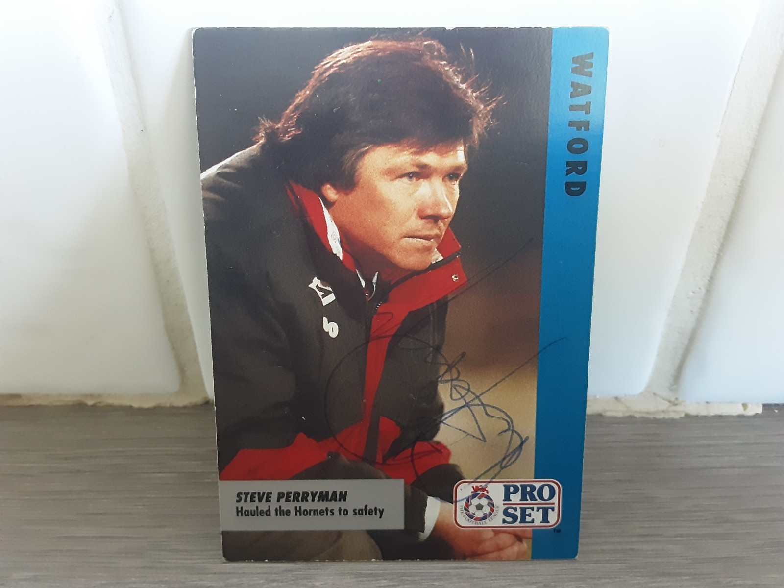 WATFORD - STEVE PERRYMAN Signed PRO SET Series # 3 football trade Card  for sale on Ebay