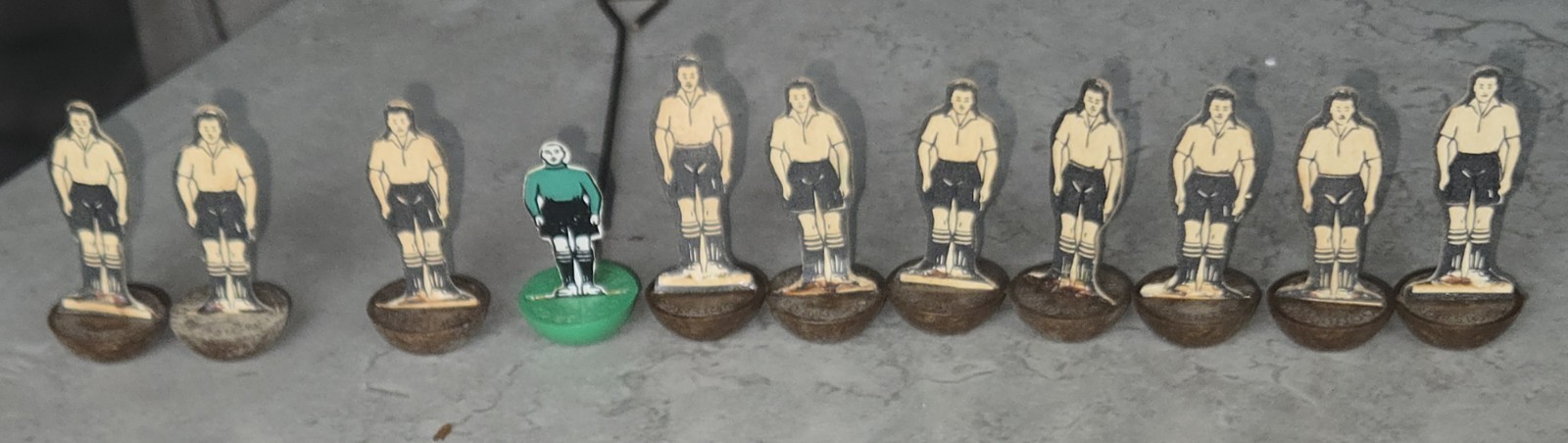 Subbuteo Flats Fulham On Brown Bases Ref 10 for sale on Ebay