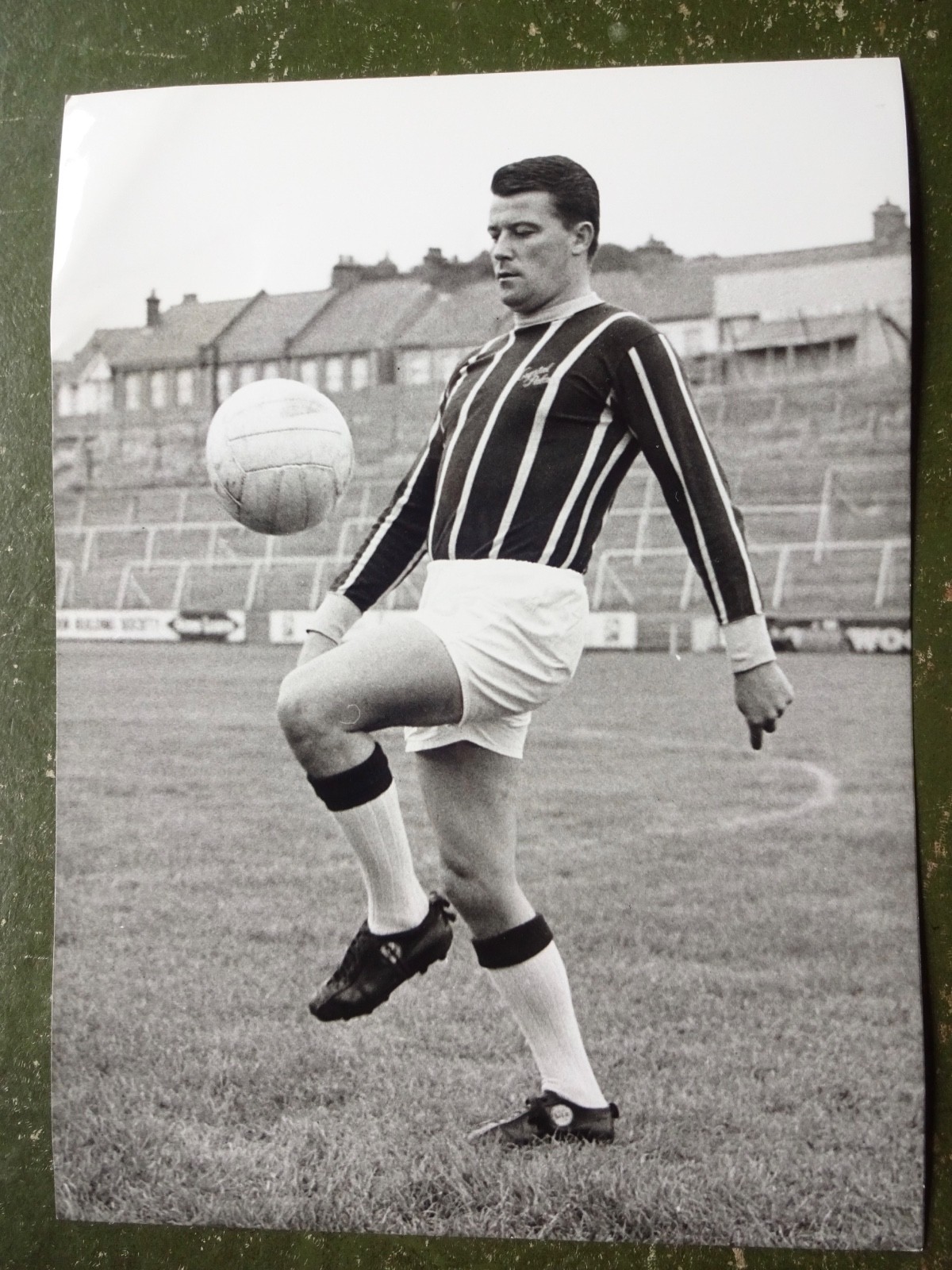 Crystal Palace - Johnny Byrne - 1967 - Original Press Photo. for sale on Ebay