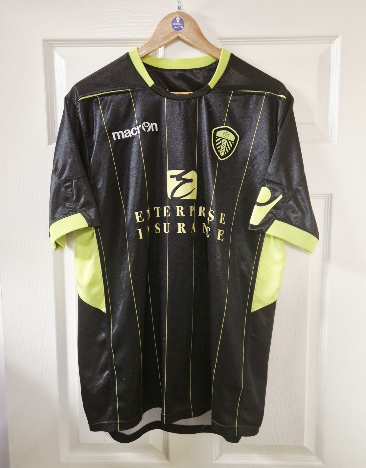 LEEDS UTD RARE AWAY FOOTBALL SHIRT JERSEY 2011/12 - ADULT 2XL  for sale on Ebay