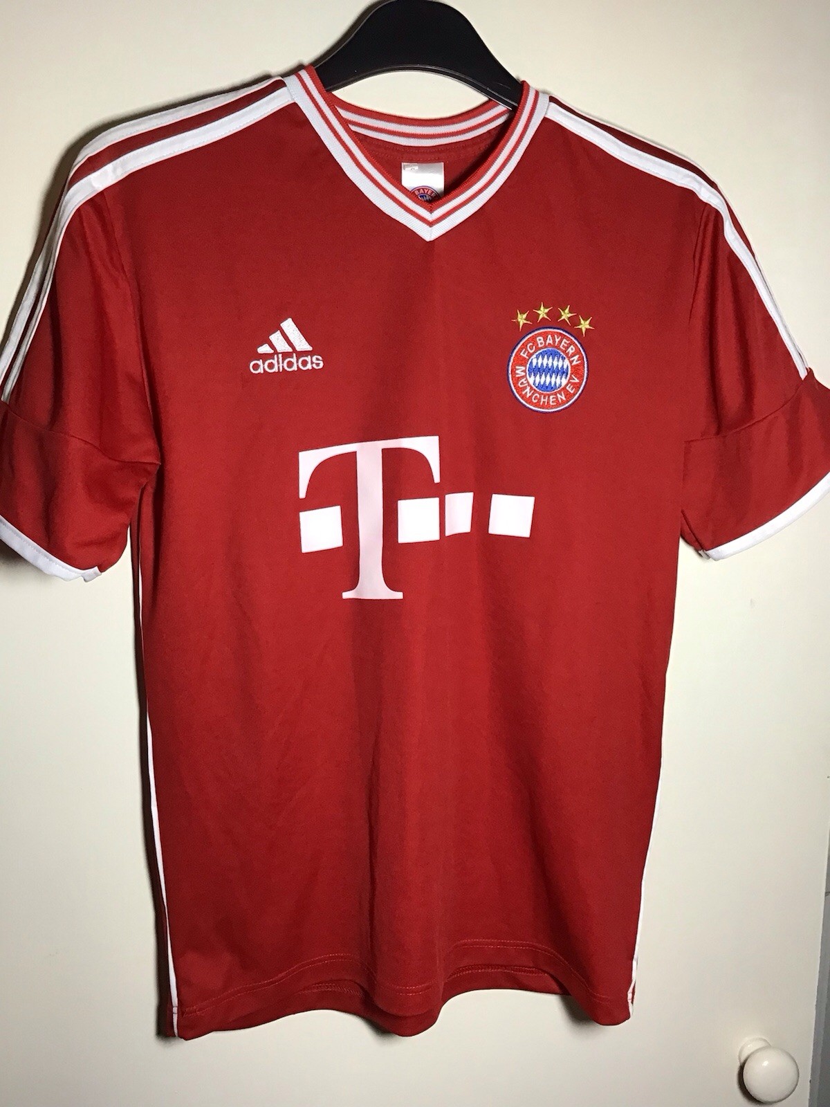 FC Bayern Munich Adidas Muller 25 Football Shirt Size S for sale on Ebay