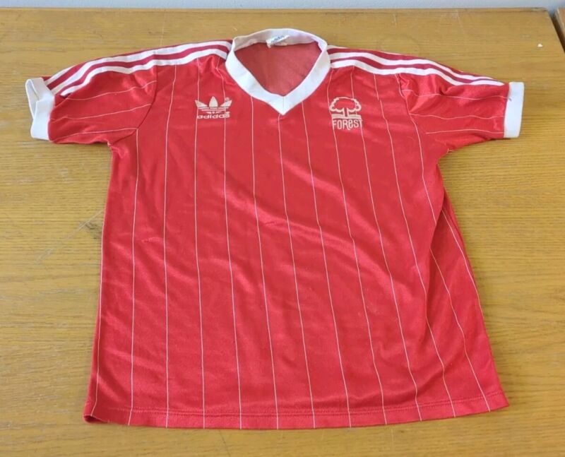 Vintage 1980s ORIGINAL ADIDAS NOTTINGHAM FOREST FOOTBALL SHIRT 36