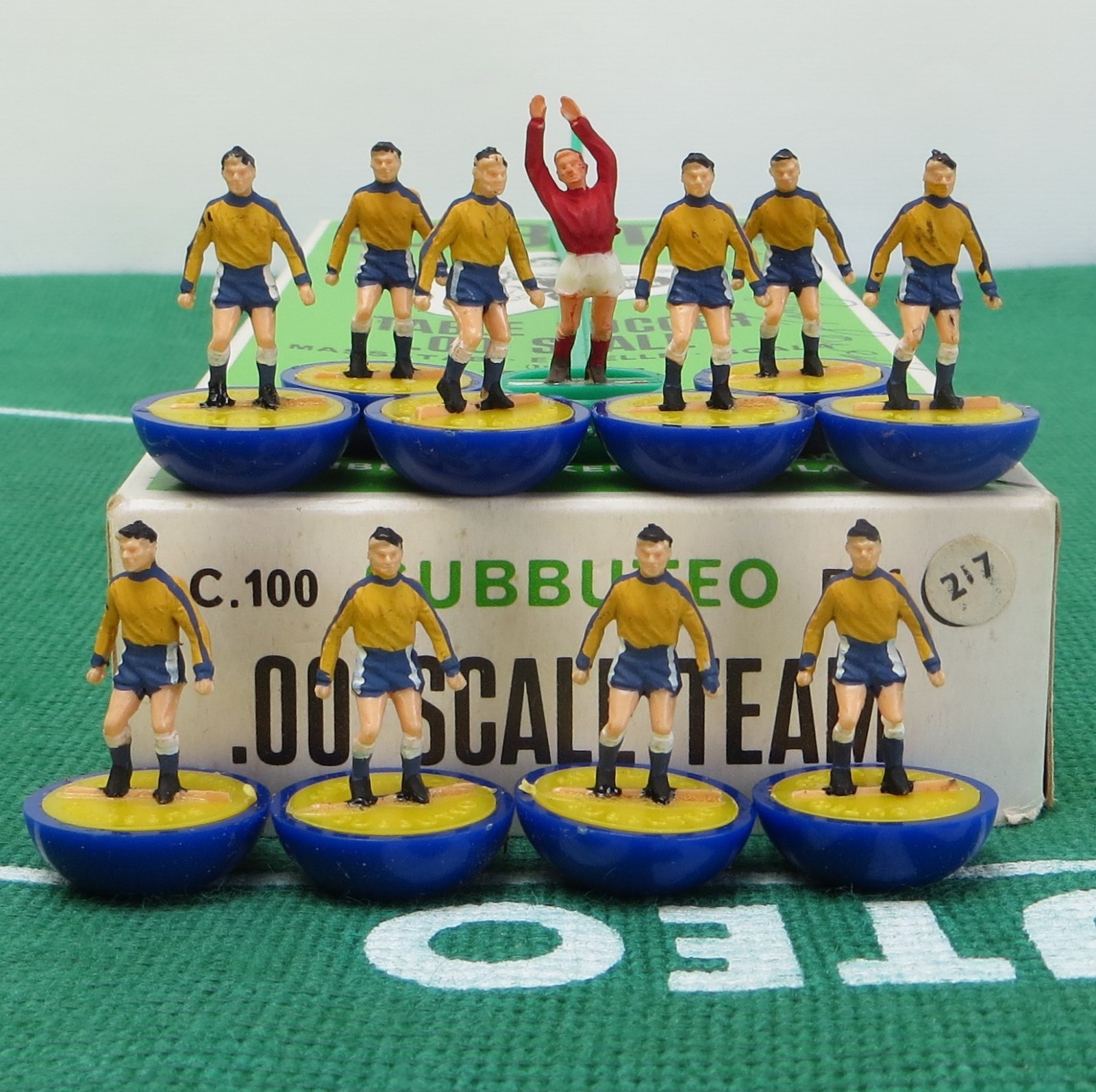 SUBBUTEO RARE HW TEAM REF 217 EINTRACHT BRAUNSCHWEIG, IN ORIGINAL NUMBERED BOX. for sale on Ebay