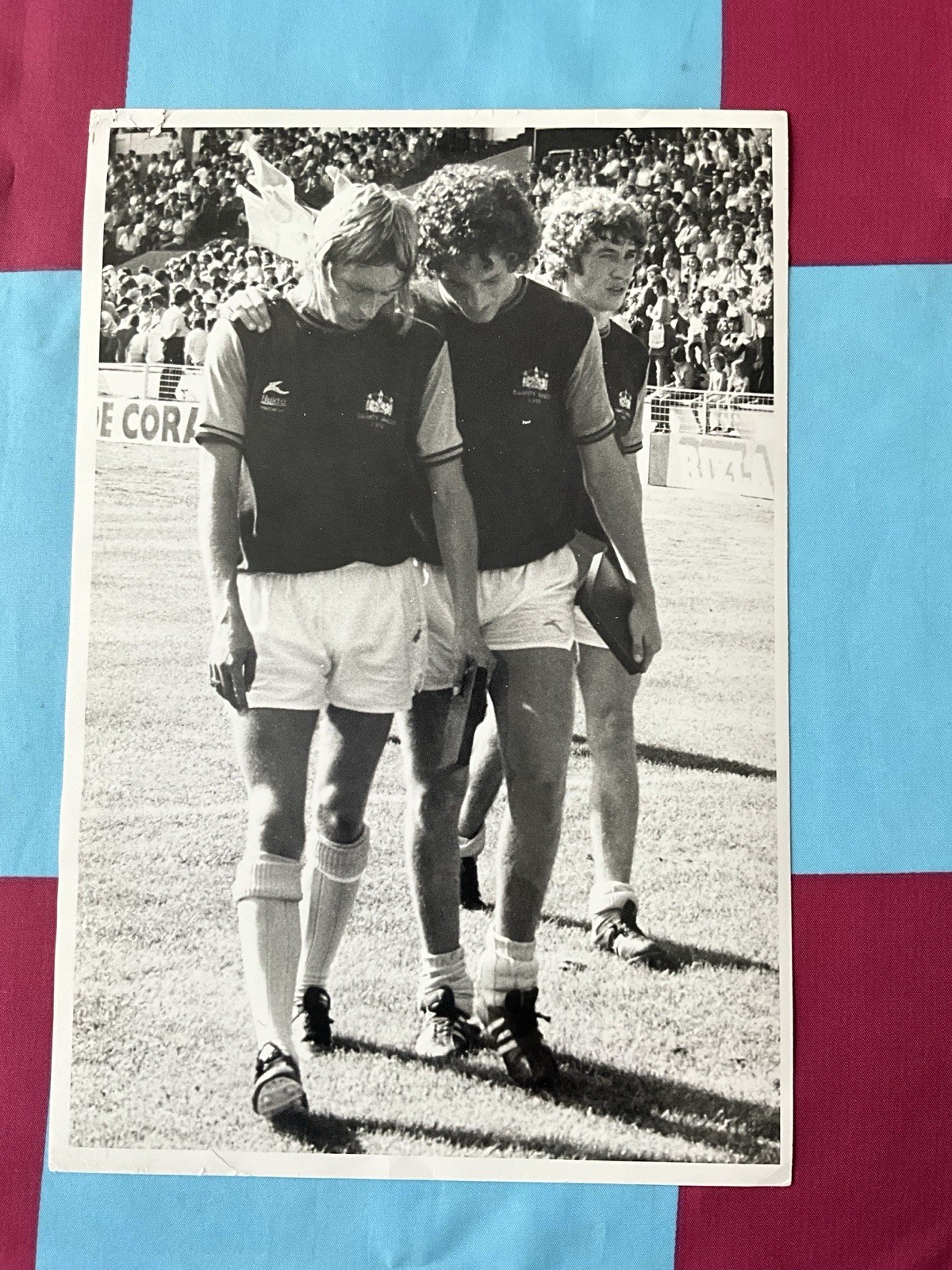 WEST HAM UTD V DERBY COUNTY. 1975 CHARITY SHIELD FINAL. 10X6 INCH PRESS PHOTO. for sale on Ebay