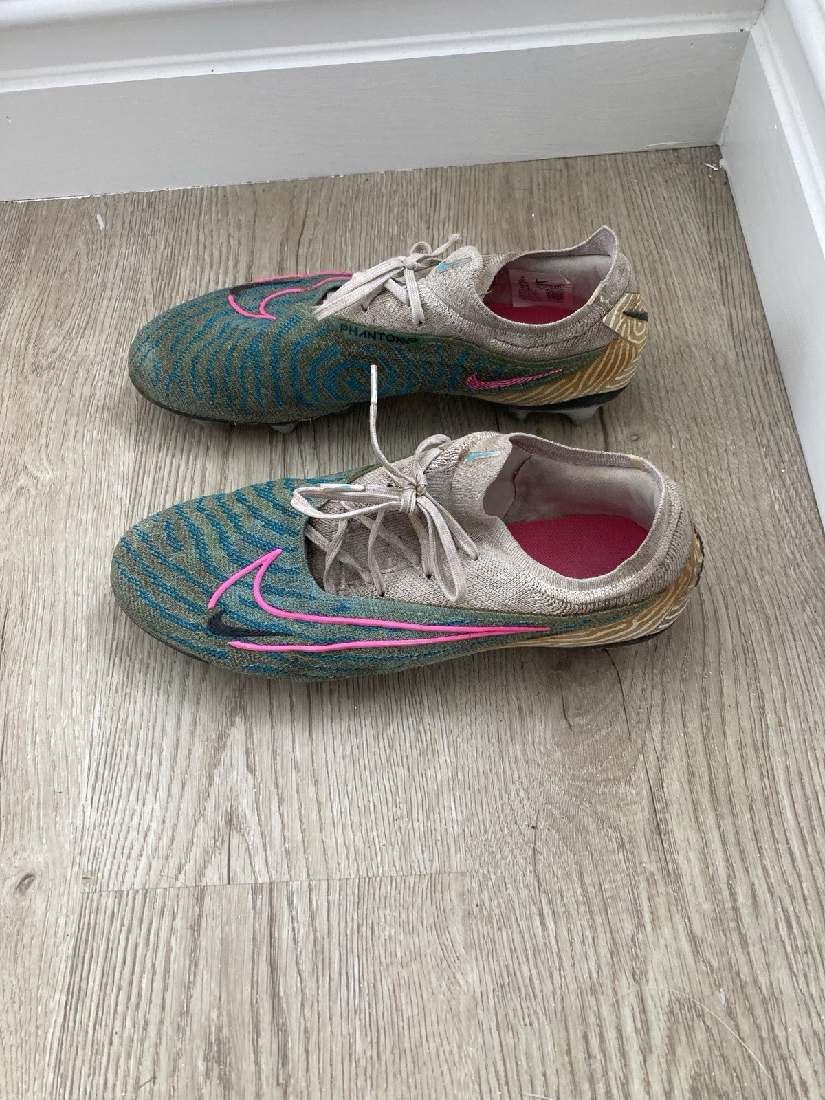 Nike Phantom GX 2  Football Boots Size UK 9 for sale on Ebay