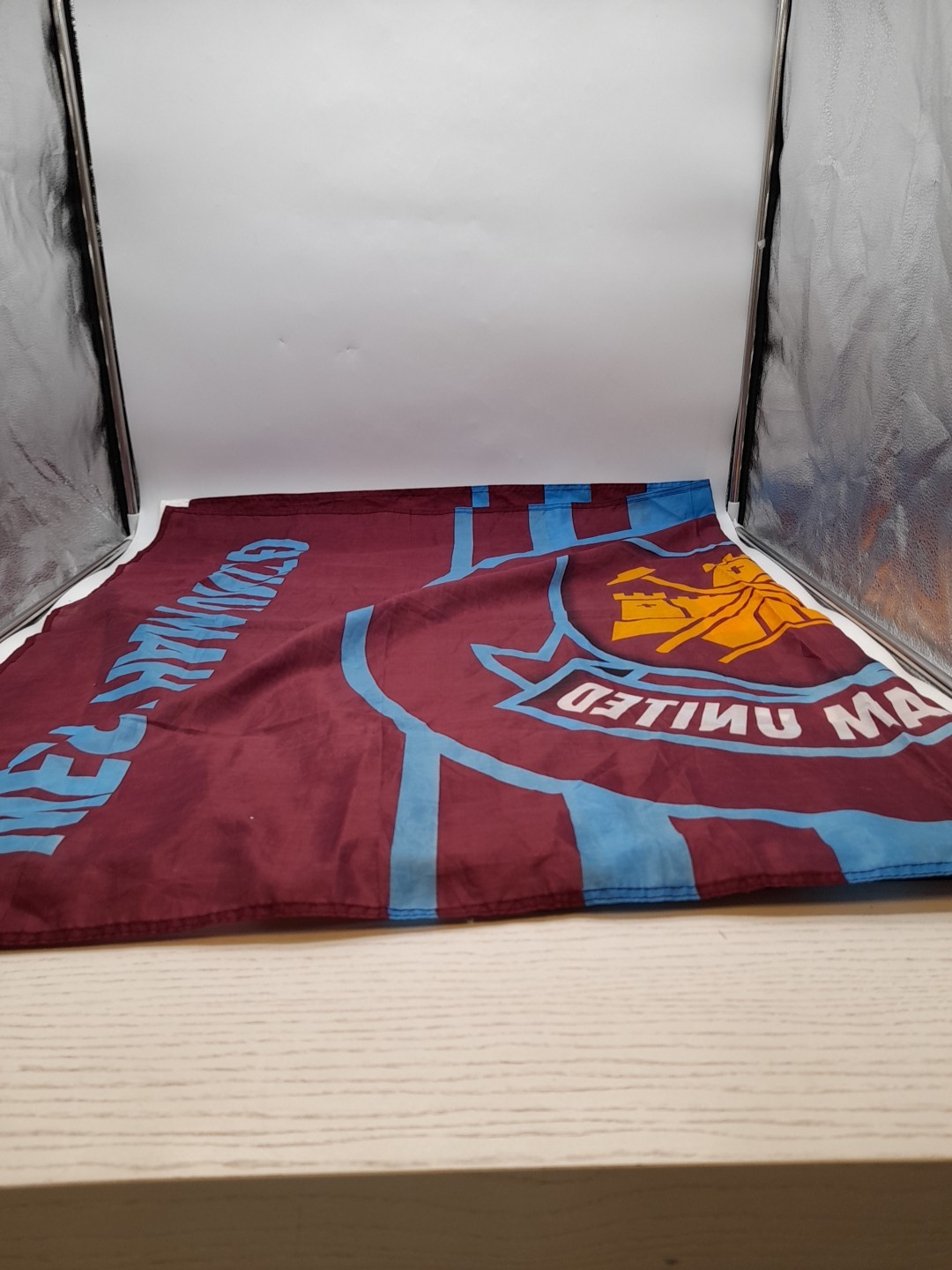 West Ham United Flag 5ft x 3ft (#H1/09) for sale on Ebay