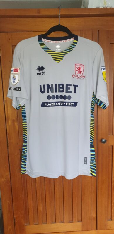 Middlesbrough Match Issue Goalkeeper Shirt And Shorts Metcalfe L/XL for sale on Ebay