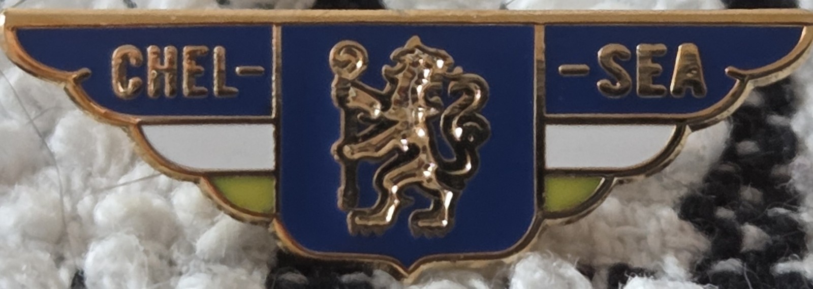 Chelsea FC Badge - SMALL CHELSEA WINGS BADGE  for sale on Ebay