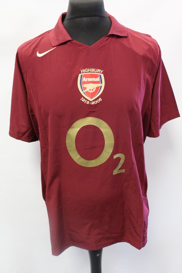NIKE Arsenal 2005-06 Home Shirt 