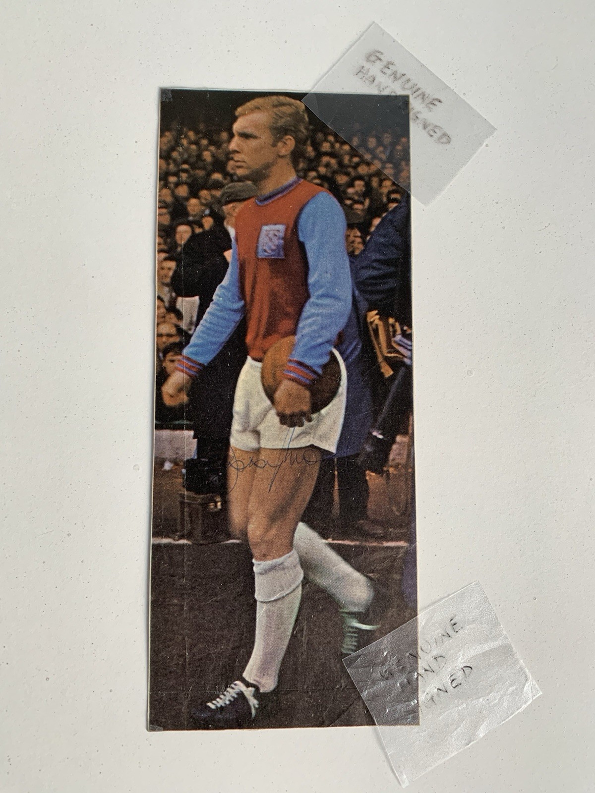 WEST HAM BOBBY MOORE ENGLAND  HAND SIGNED PHOTO FROM 1960'S for sale on Ebay