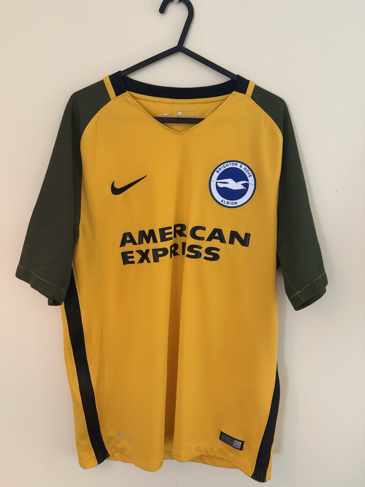 Brighton & Hove Albion 2017/18 Away/Third Shirt - Knockaert 11 - Nike - Size M for sale on Ebay