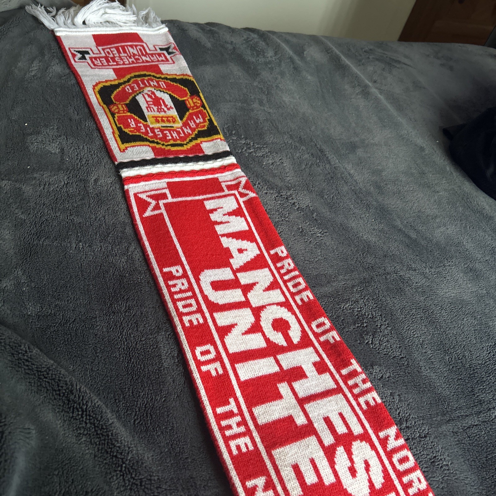 Manchester United Football Scarf Man Utd for sale on Ebay