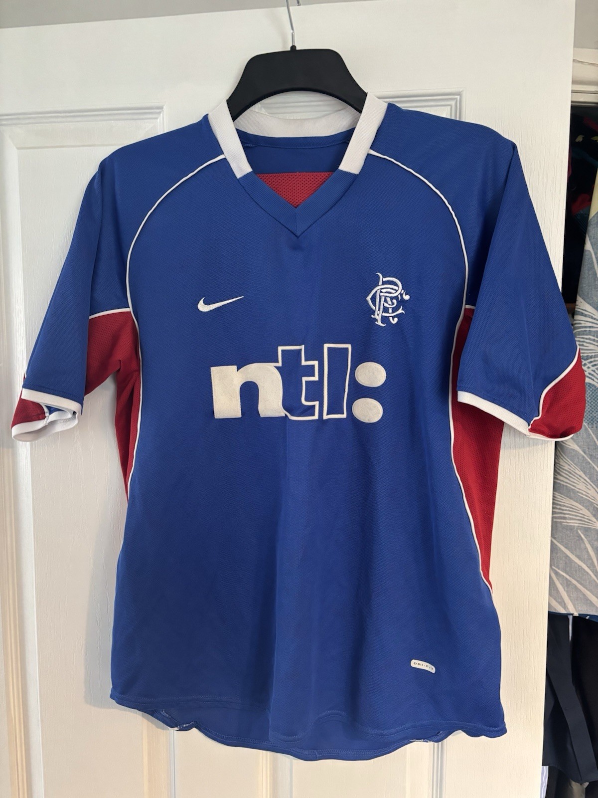 Rangers 2001/02 Home Shirt Men’s Medium for sale on Ebay