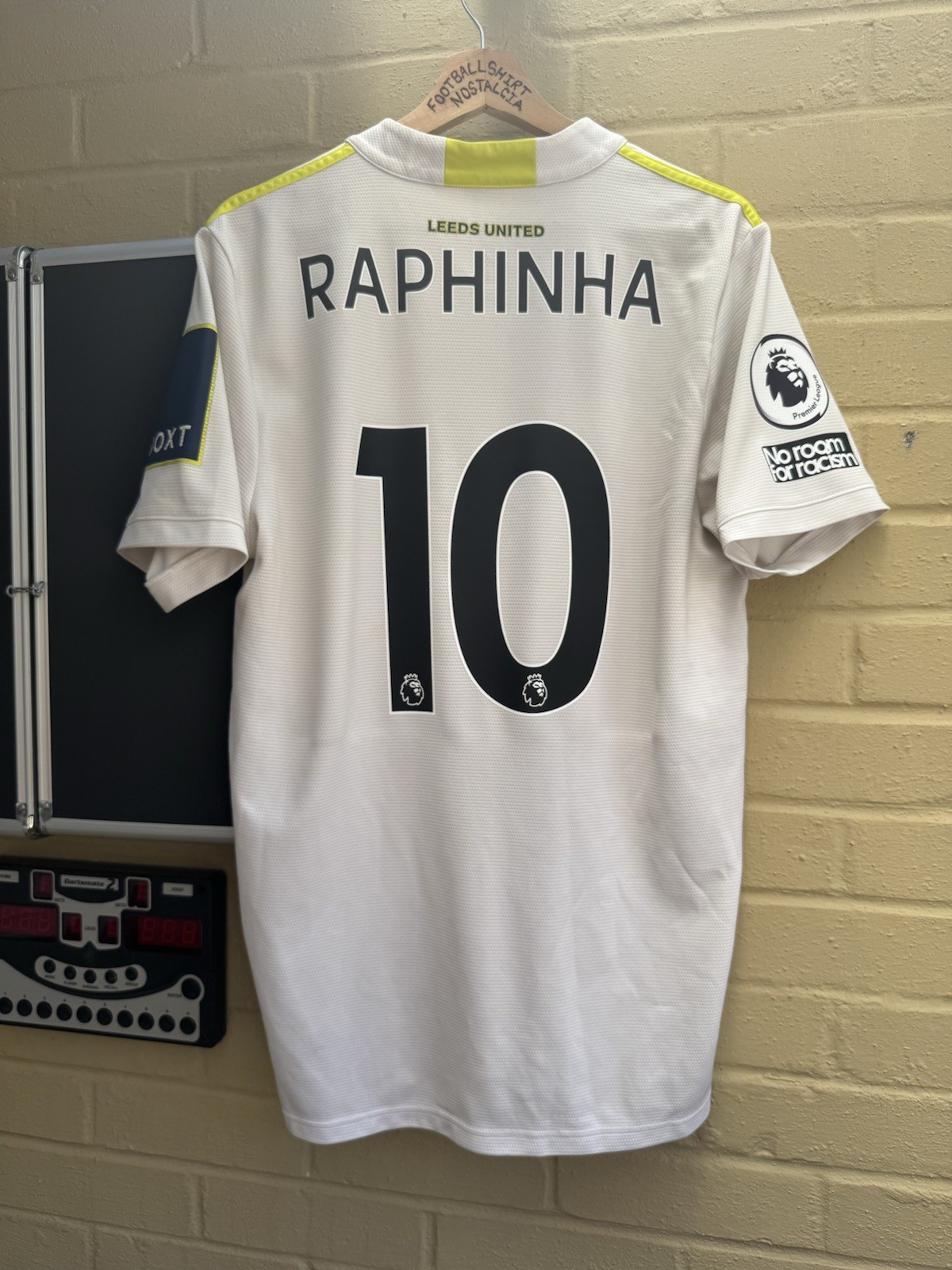 Leeds United 2021-22 Home Football Shirt Men’s Large #10 RAPHINHA for sale on Ebay