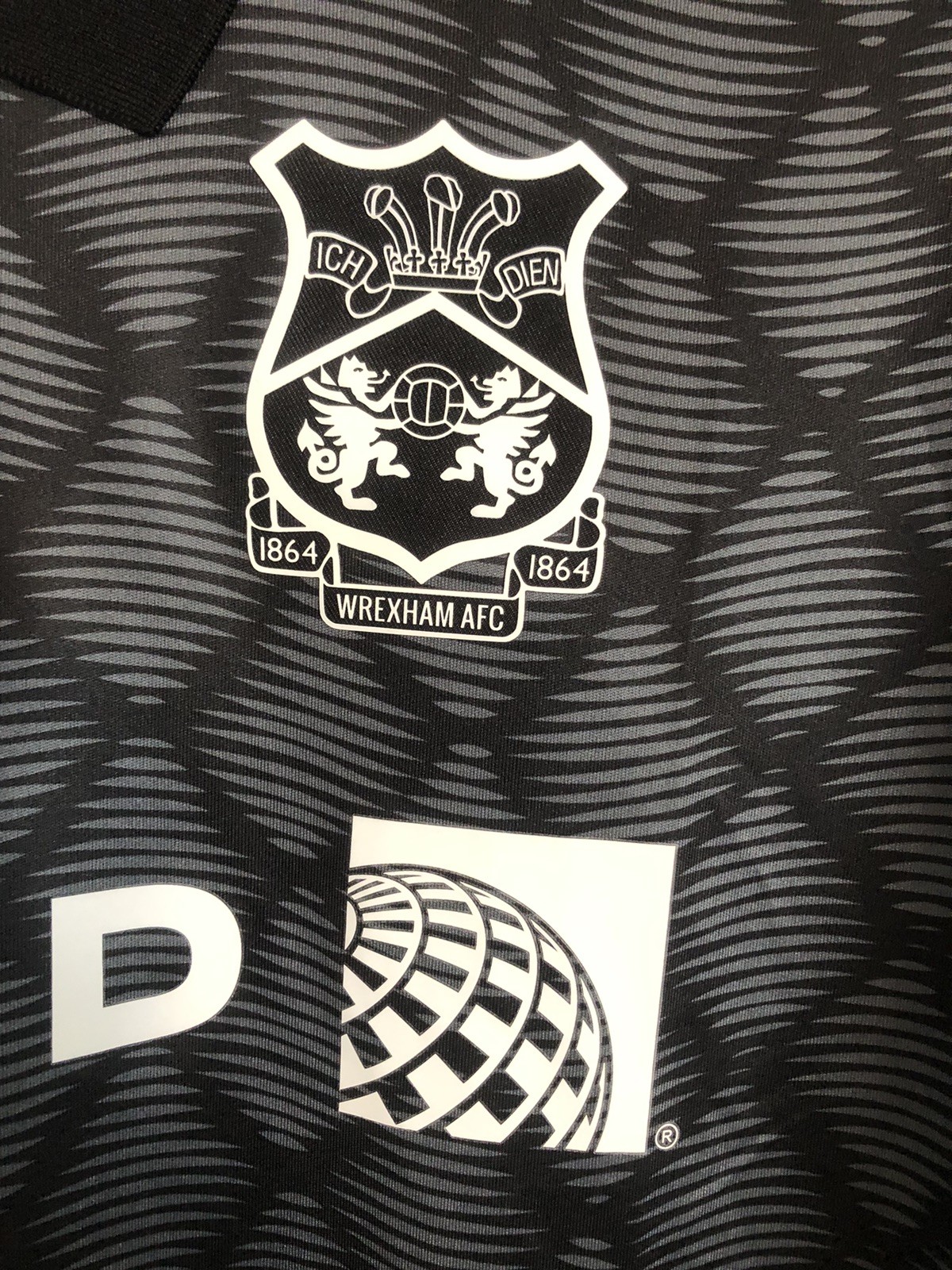 Brand New Wrexham 2024/25 Macron Black Away Long Sleeve Shirt. Size X Large for sale on Ebay