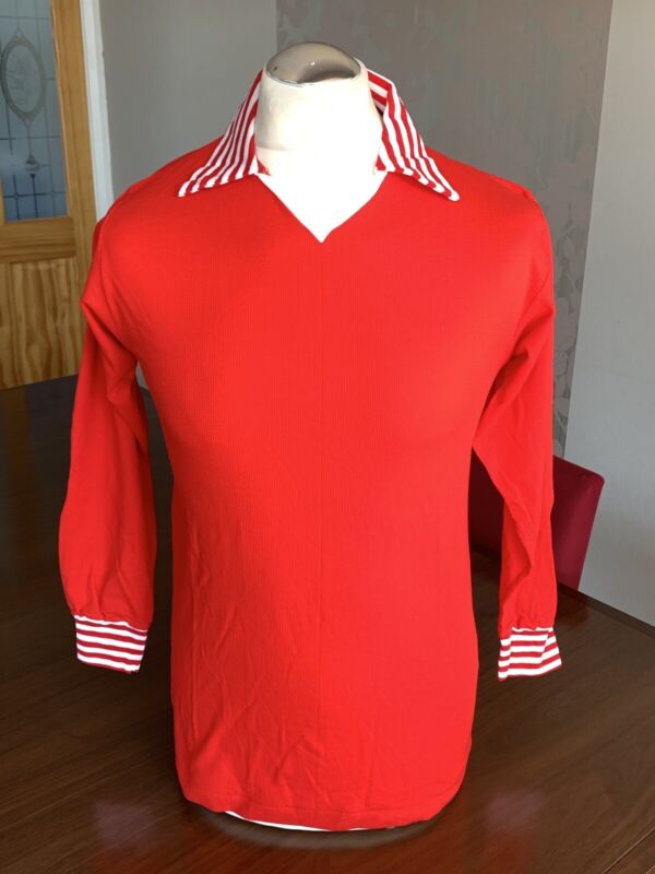 NOTTINGHAM FOREST Original 1976 U-WIN Home Shirt MEDIUM Rare MINT UNWORN Vintage for sale on Ebay