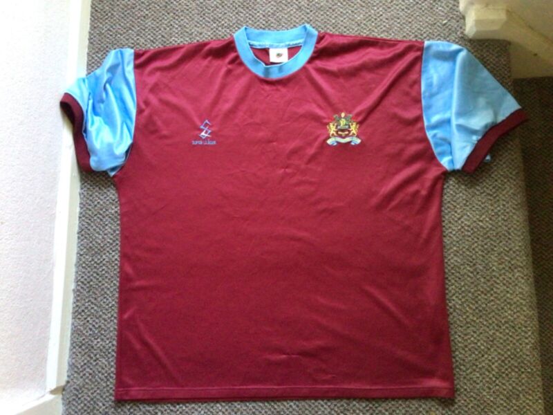 Burnley Home Football Shirt Vintage Original XL 2000/2001 Super League for sale on Ebay