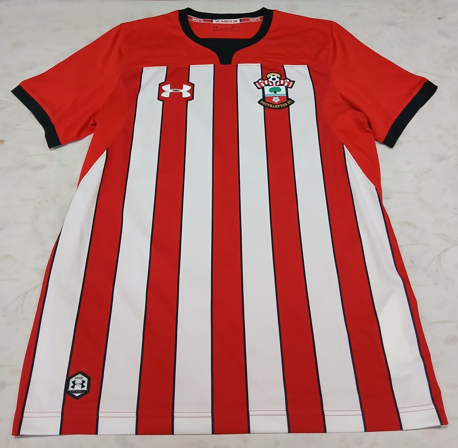 Southampton 2018/19 Under Armour Men's Size L Home Football Shirt The Saints for sale on Ebay