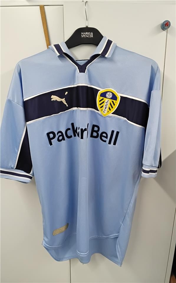 Vintage Leeds United 1999/00 Away Shirt. Size large for sale on Ebay