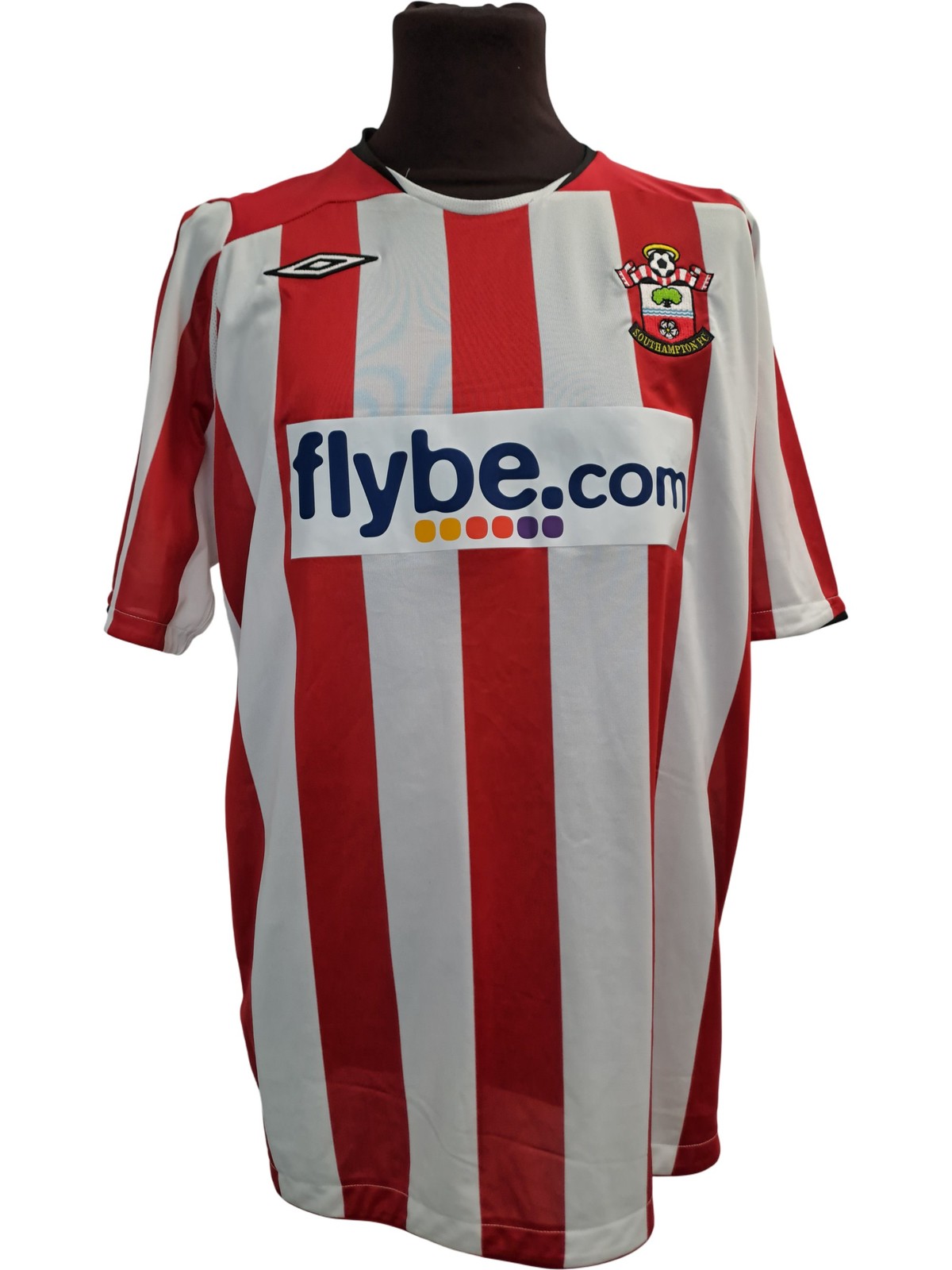 Umbro Southampton FC Home Shirt Red White Striped XL T2870 JNR181 for sale on Ebay