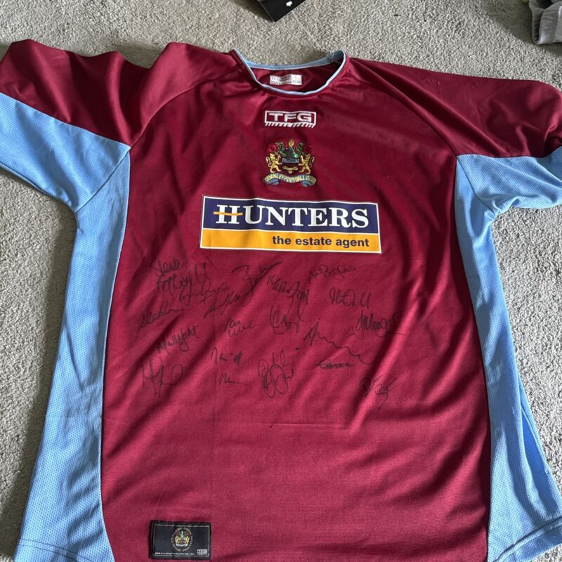 Multi Signed 2004/2005 Burnley FC Football Shirt for sale on Ebay