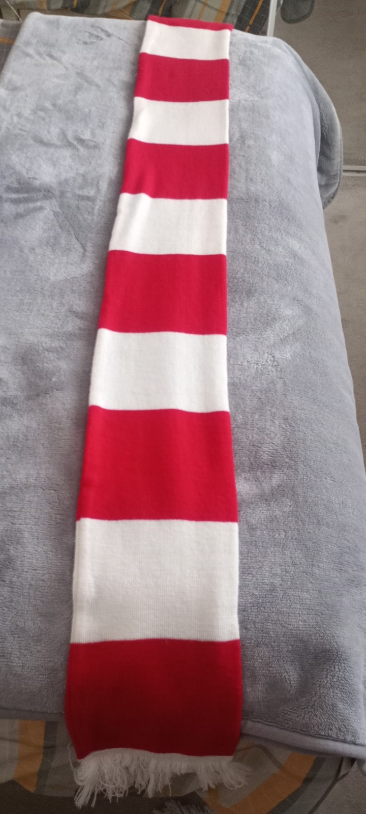 Football/Rugby scarf red and white VGC for sale on Ebay