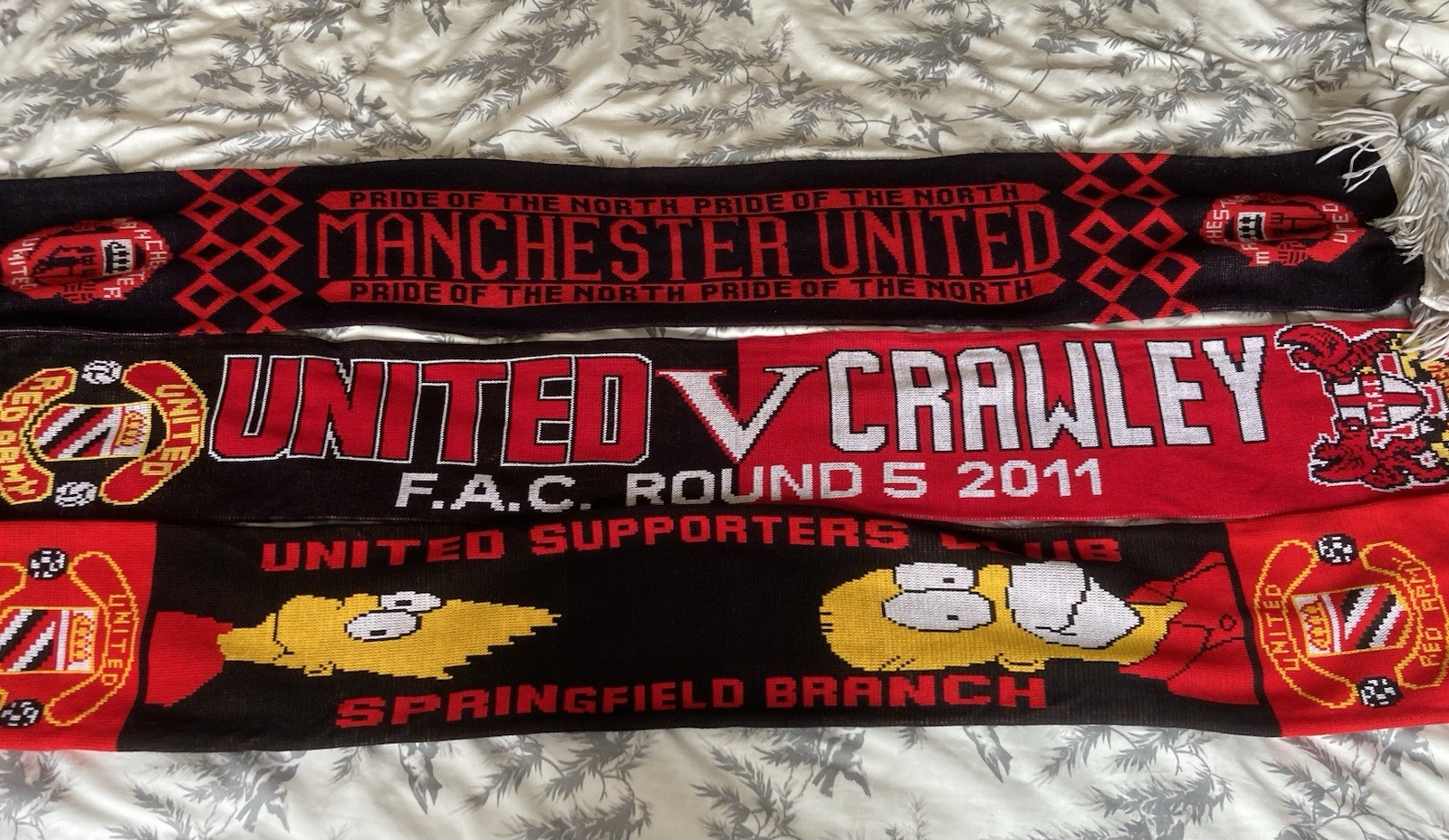 Manchester United Scarves Scarf Bundle for sale on Ebay