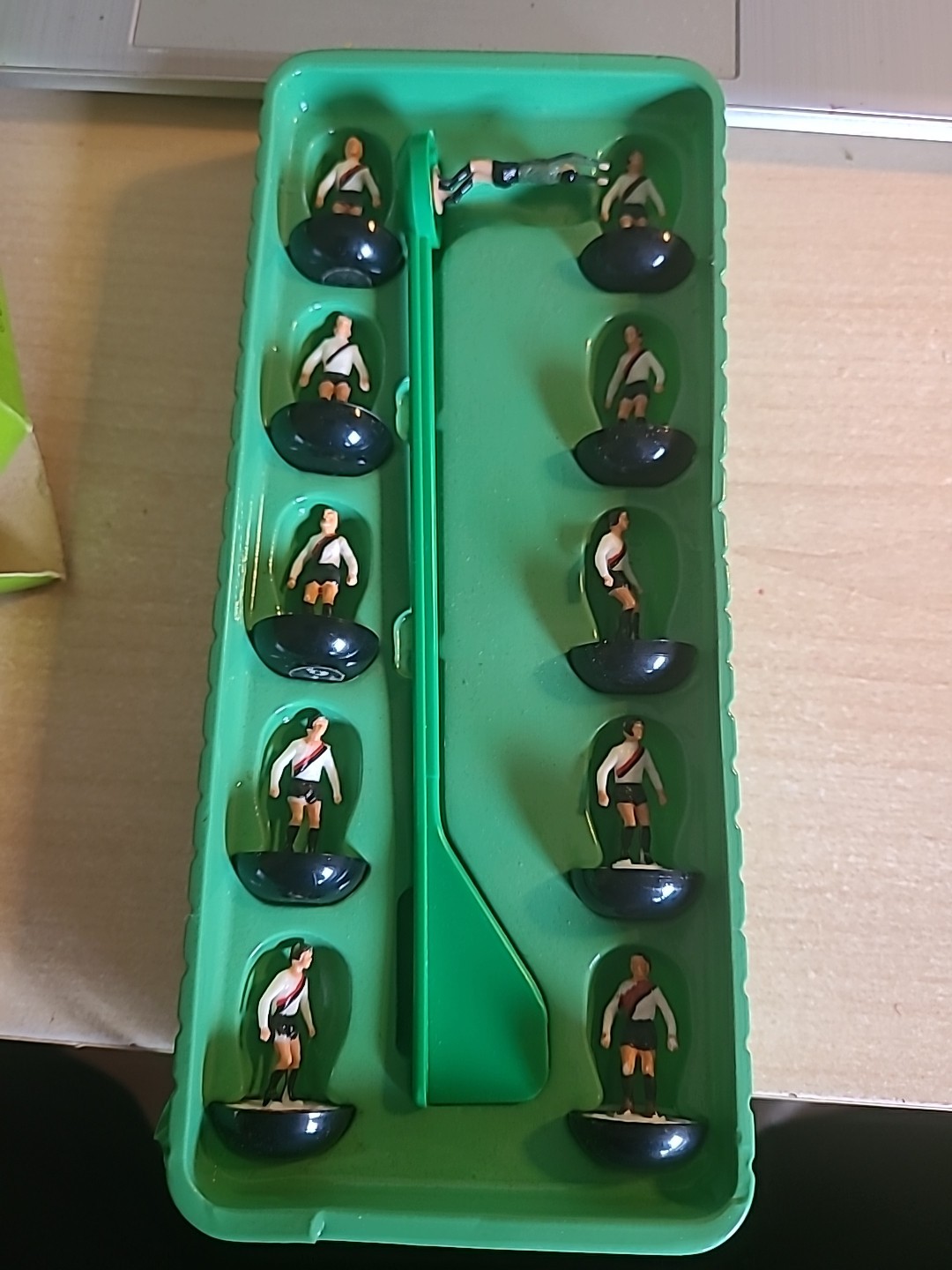 Subbuteo Lw Hp Team Ref 324 Manchester City 2nd Referenced Box for sale on Ebay