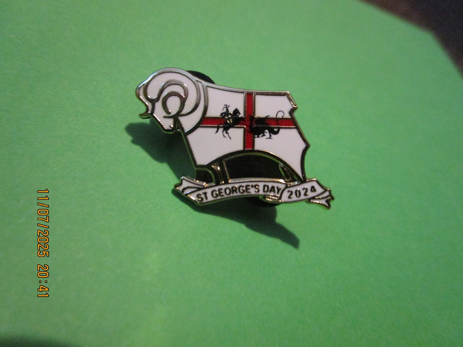 METAL PIN BADGE : DERBY COUNTY  ST GEORGES DAY 2024  *****SCARCE***** for sale on Ebay