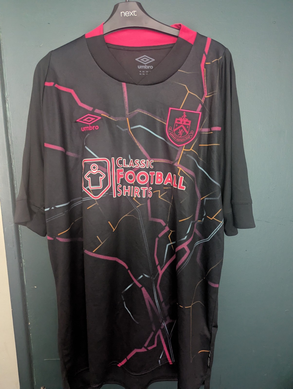 Mens Burnley 3rd Kit XXL for sale on Ebay