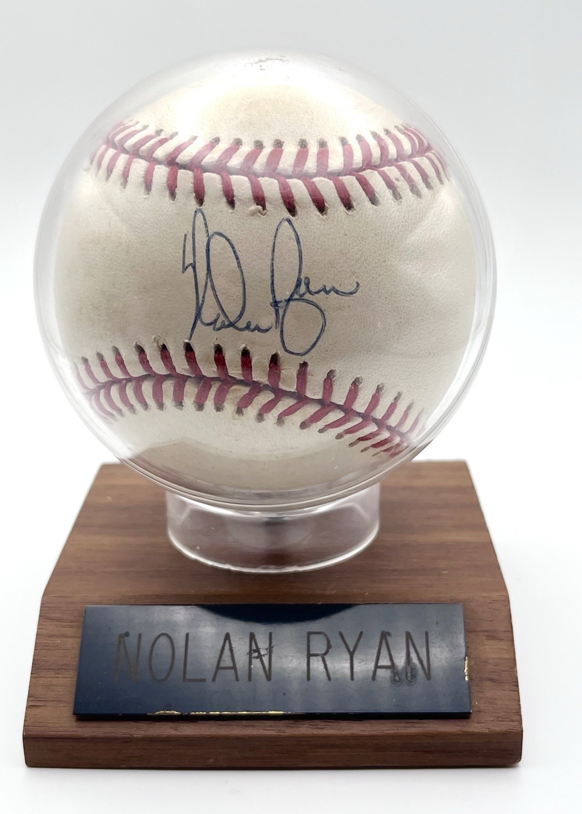 Nolan Ryan Autographed Baseball, with COA! Texas Rangers! California Angels! 🔥 for sale on Ebay