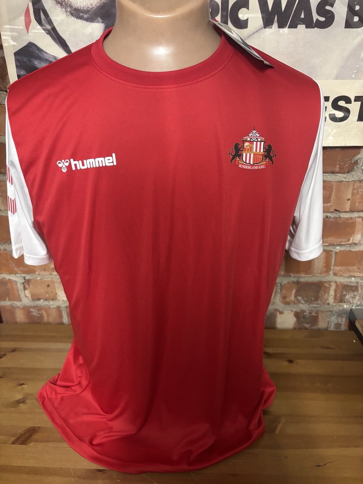 BNWT HUMMEL SUNDERLAND TRAINING FOOTBALL SHIRT ADULT SIZE 2XL  for sale on Ebay