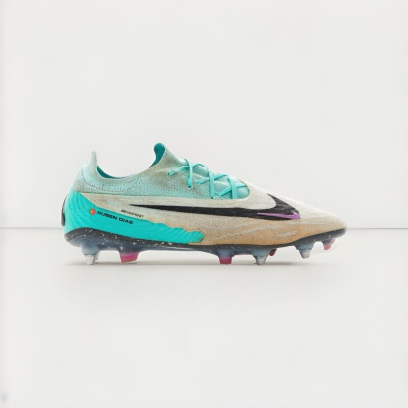 Match Worn boots Ruben Dias Nike phantom - Manchester City Club World Cup FINAL  for sale on Ebay