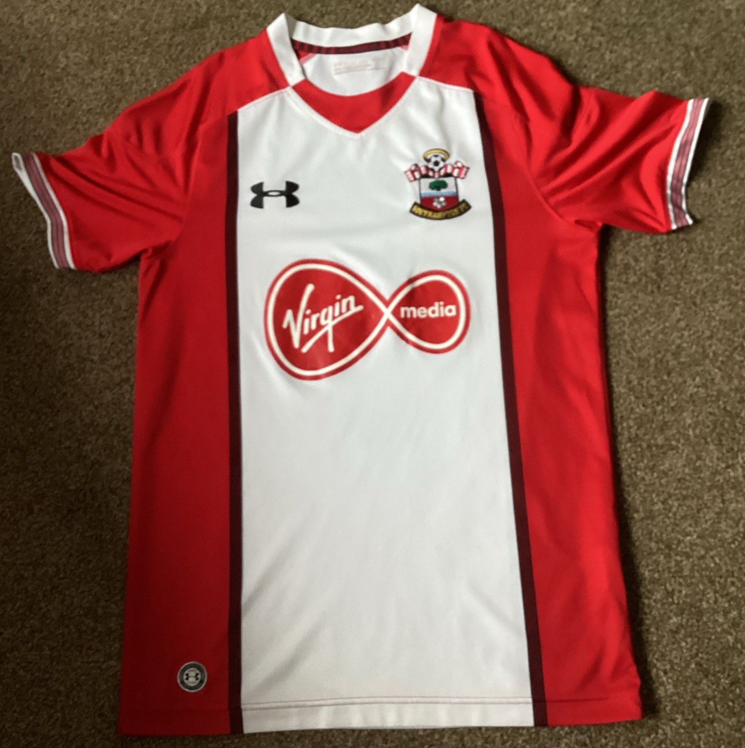 Mens’ Retro/Vintage Southampton FC jersey top  - size M  for sale on Ebay