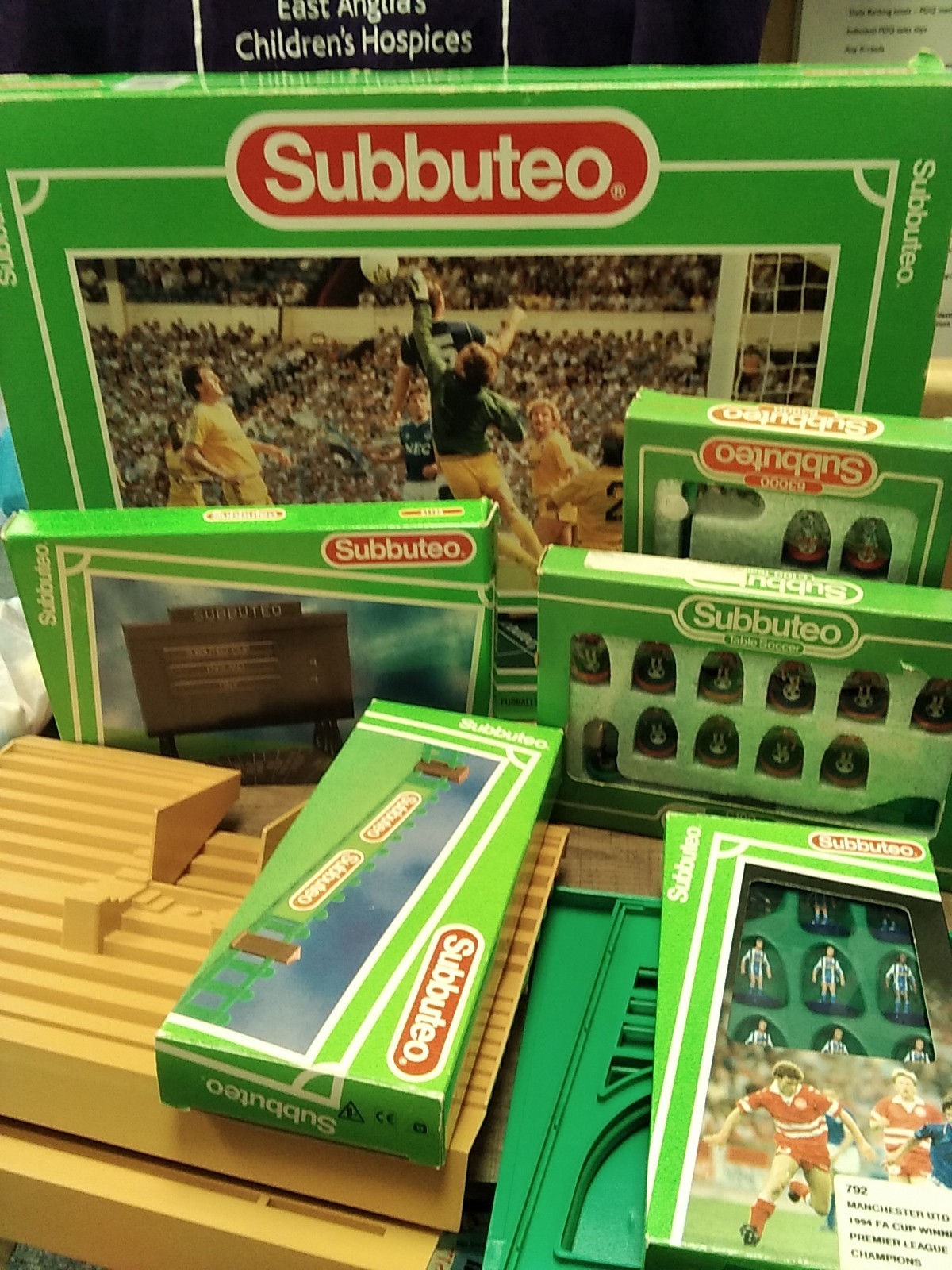 Subbuteo Bundle Includes Manchester Utd Figures Plus Large Set for sale on Ebay