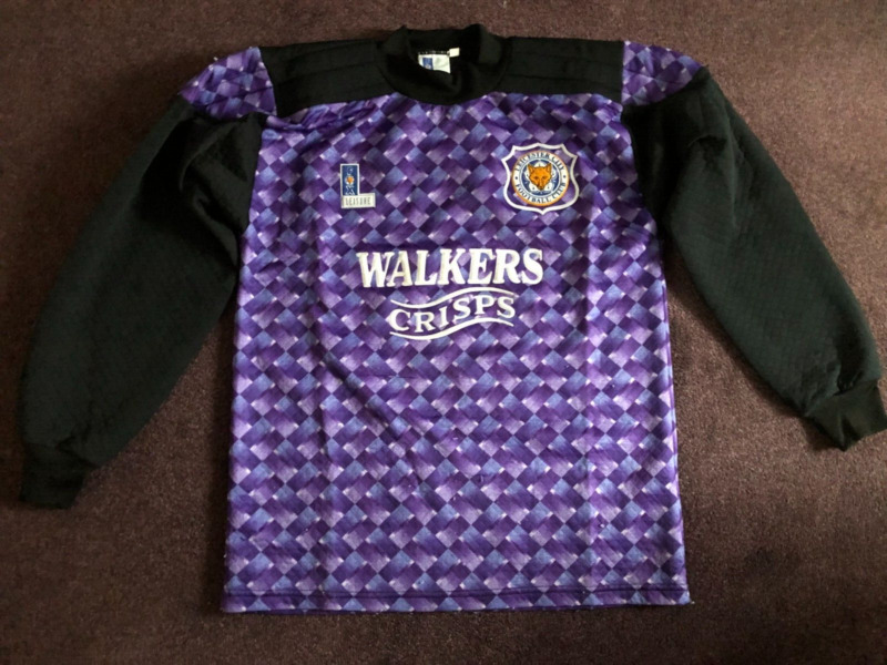 Football shirt Leicester City padded goalkeeper size 38/40 Fox Leisure for sale on Ebay
