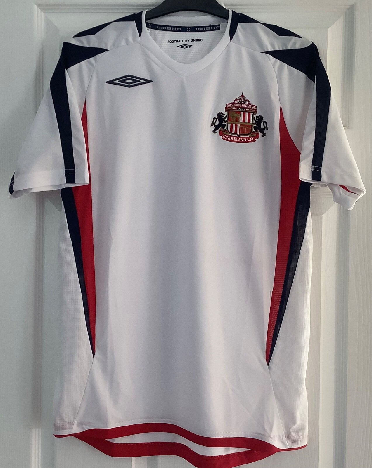 Sunderland Training Shirt 2008/2009 - Excellent condition (never worn) for sale on Ebay