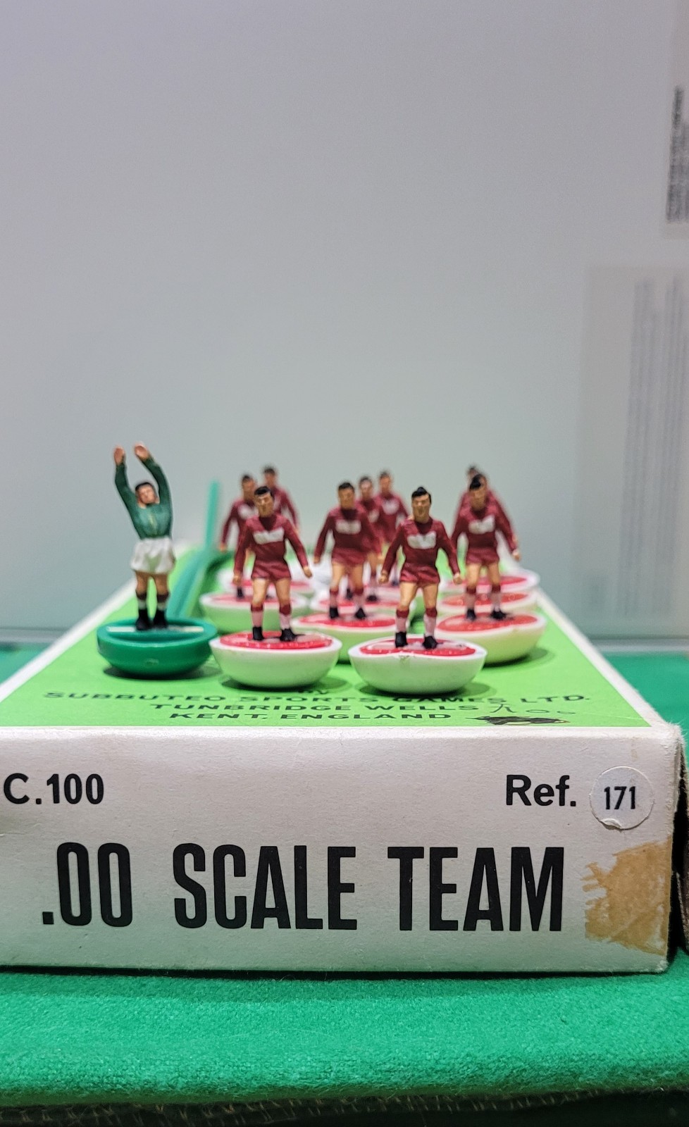 Subbuteo HW Ref 171 Middlesbrough in original ref'd box (restore and repaint) for sale on Ebay