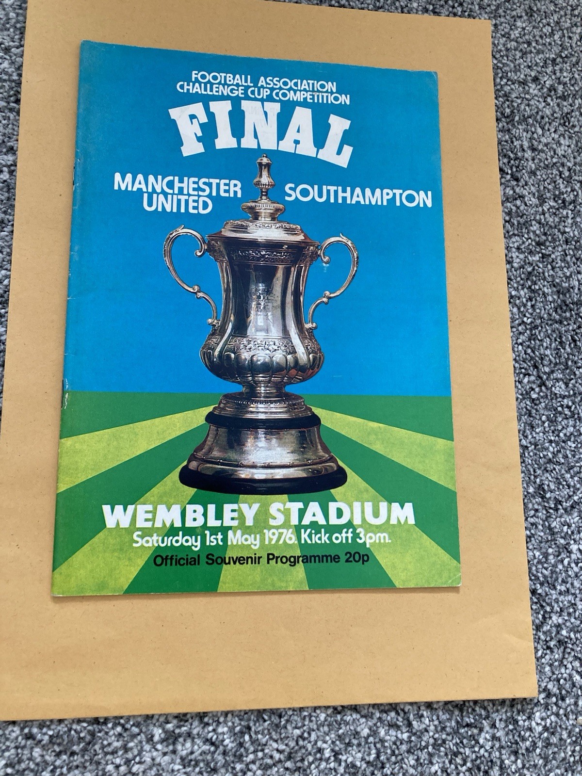 Man Utd v Southampton 1976 FA Cup Final Programme. for sale on Ebay