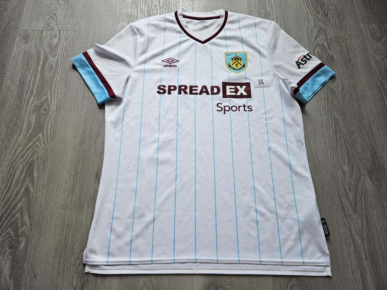 Mens Umbro Burnley Away football shirt 21/22 Size XL for sale on Ebay