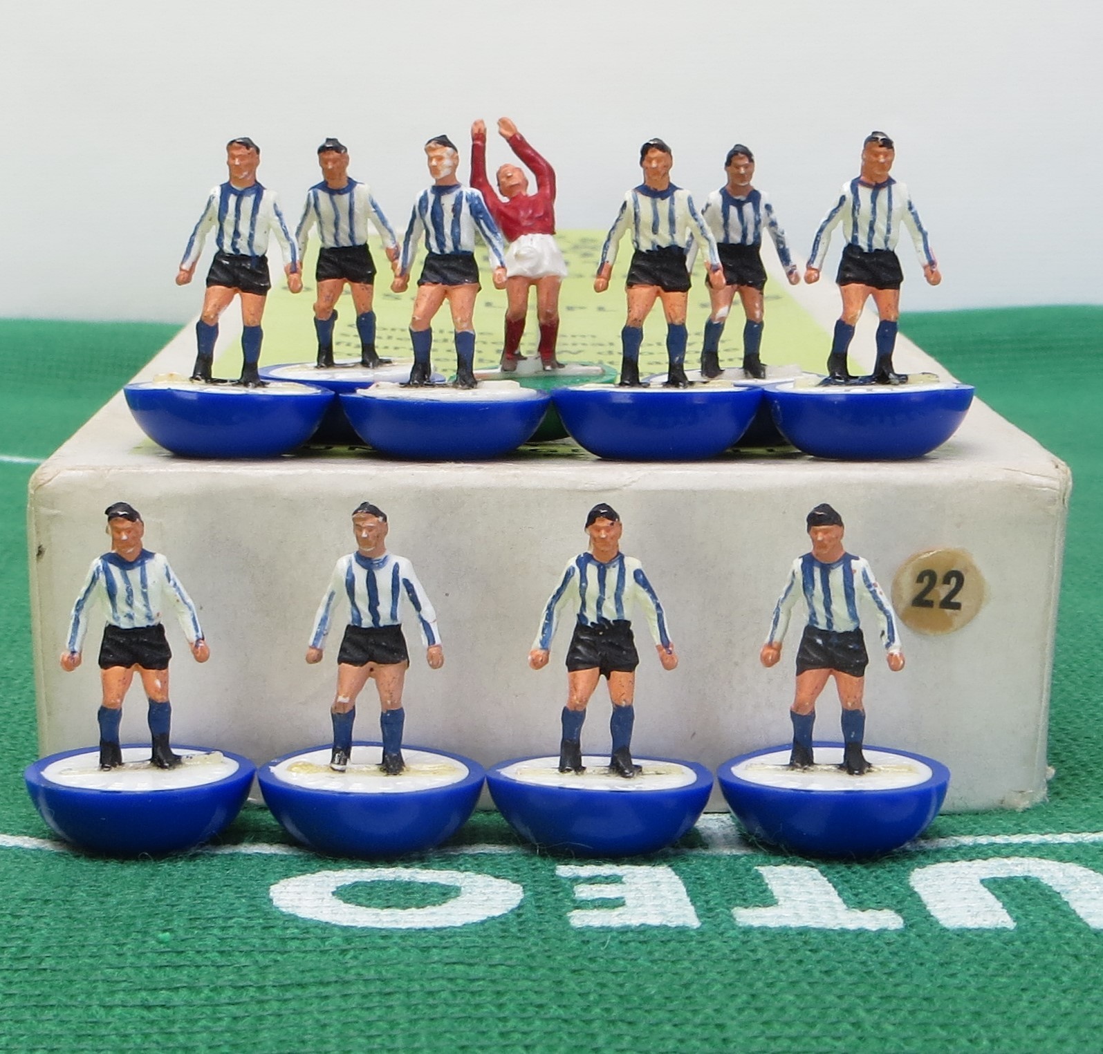 SUBBUTEO ORIGINAL HW TEAM REF 22 SHEFFIELD WEDNESDAY, IN ORIGINAL NUMBERED BOX. for sale on Ebay
