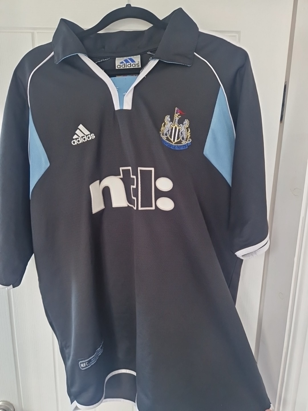 Original Rare Newcastle UNITED 200/01 BLACK Away Shirt. Size Large. for sale on Ebay
