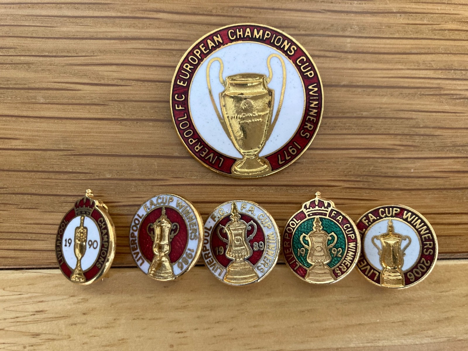 6x  Liverpool Football Club Pin Badges for sale on Ebay