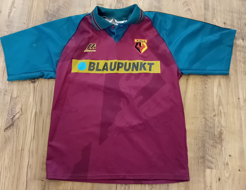 Watford FC  Away Shirt, 95/96, Mizuno, Size M, Good worn condition, Blaupunkt for sale on Ebay