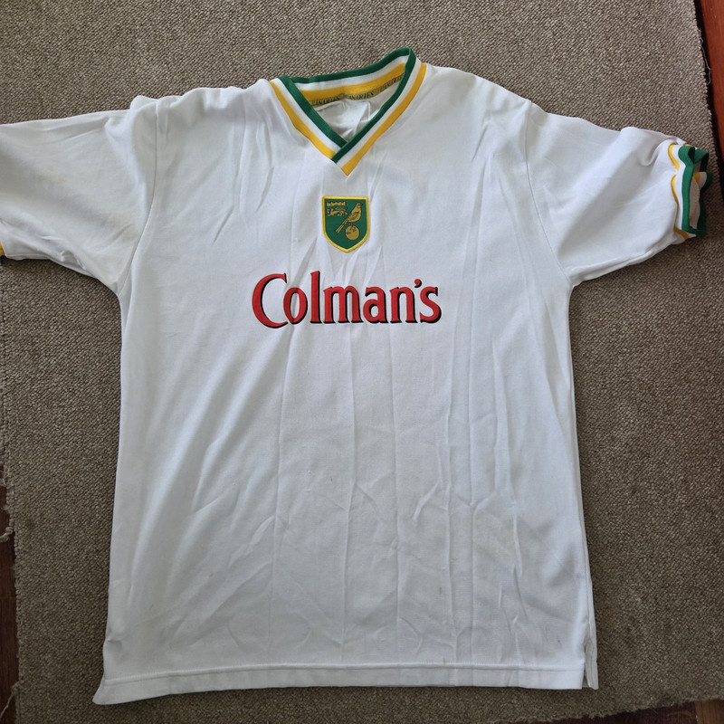 Norwich City Football Club 1999 - 2001 Original AWAY Shirt MEDIUM for sale on Ebay